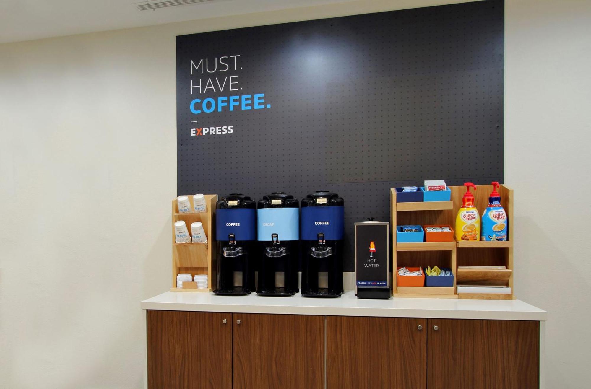Holiday Inn Express & Suites Memphis East By Ihg 外观 照片